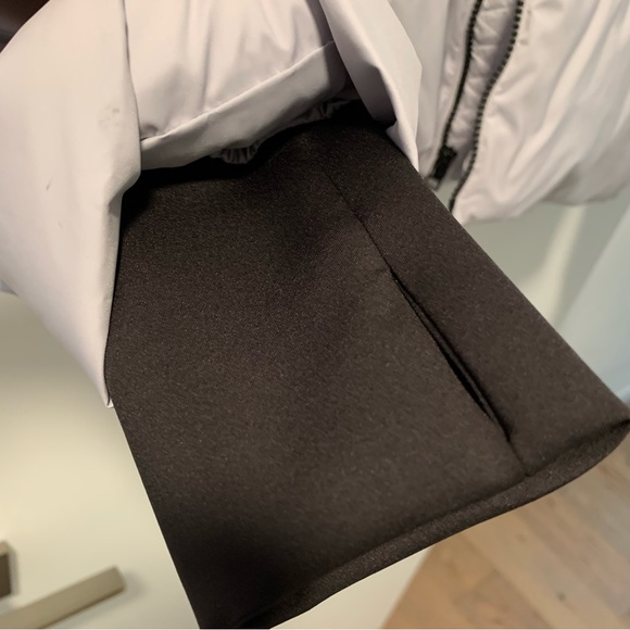 NWT Theory Puffer Jacket (Stand C Puffer) in Silver - Picture 5 of 6